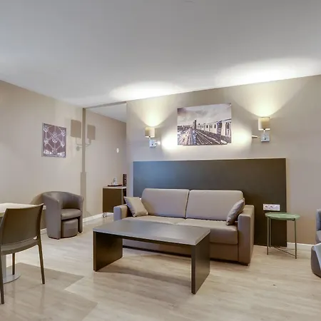 Aeroport Paris Orly - Aparthotel 3*