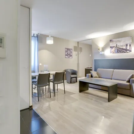 Aeroport Paris Orly - Aparthotel 3*