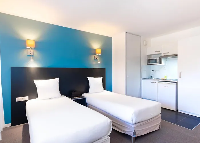 Aparthotel Villa Paris Orly 3*