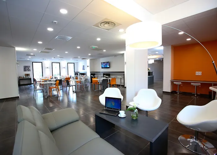 Villa Paris Orly 3*