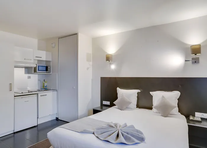 Villa Paris Orly 3*