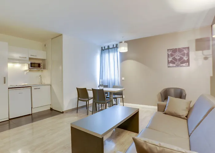 Aparthotel Villa Paris Orly 3*