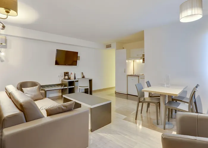 Villa Paris Orly Aparthotel Rungis